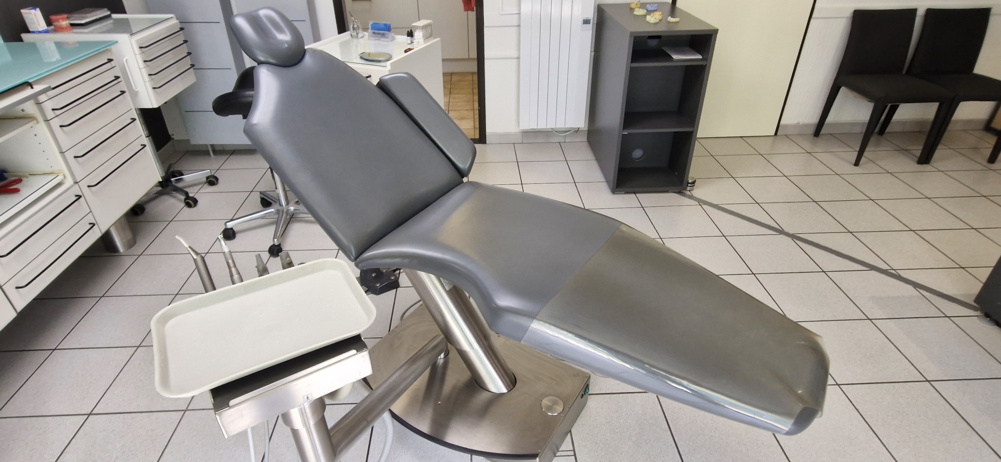 Cabinet médical équipé orthodontie