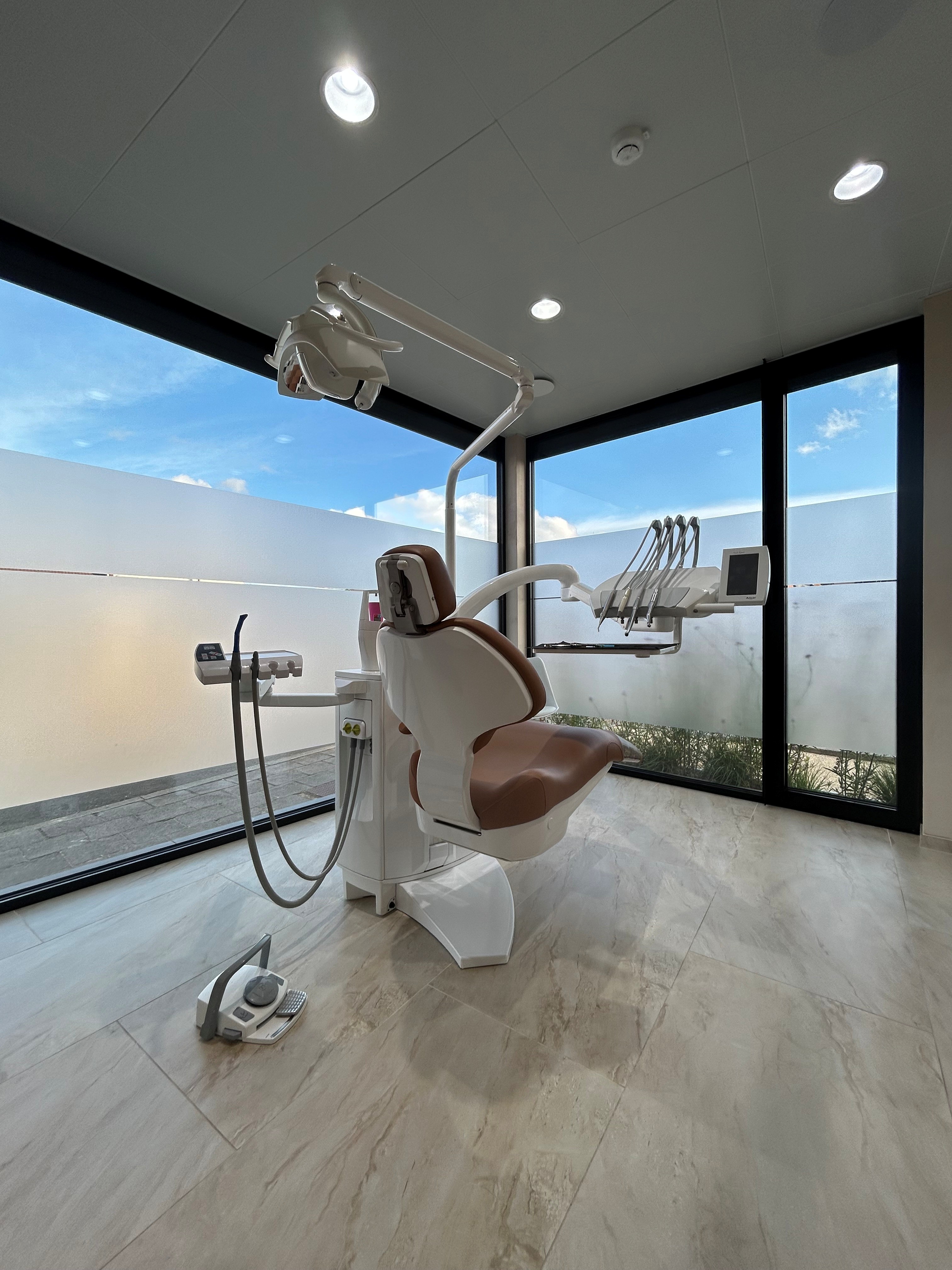 Chirurgien-Dentiste (H/F) – Cabinet Dentaire De Baere – Ellezelles (Belgique)