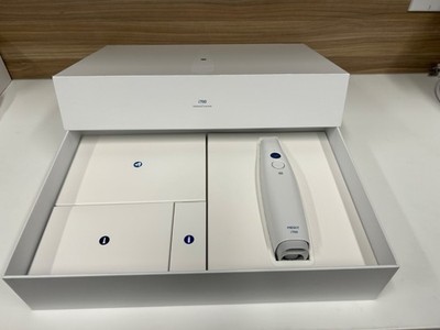 Medit i700